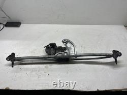 Mini One Cooper Clubman R55 2008 Front wiper linkage and motor