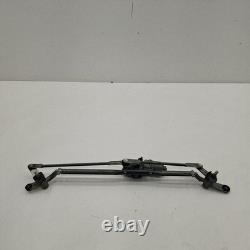 Mini One Cooper F56 F55 2021 Front windshield wiper linkage and motor 7419787 Mini One Cooper F56 F55 2021 Front windshield wiper linkage and motor 7419787